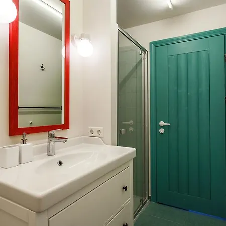 דירה City Heart Apartment *